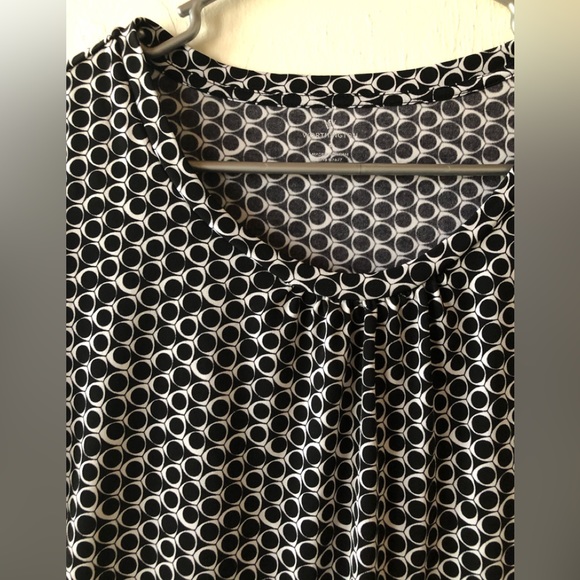 WORTHINGTON Womens Top Size Small Scoop Neckline Black & White Cap Sleeves New - Picture 2 of 9